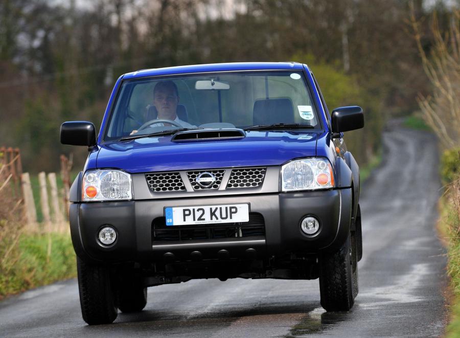  Nissan NP300 Single Cab 2008 года  (UK) (фото 3 из 7)
